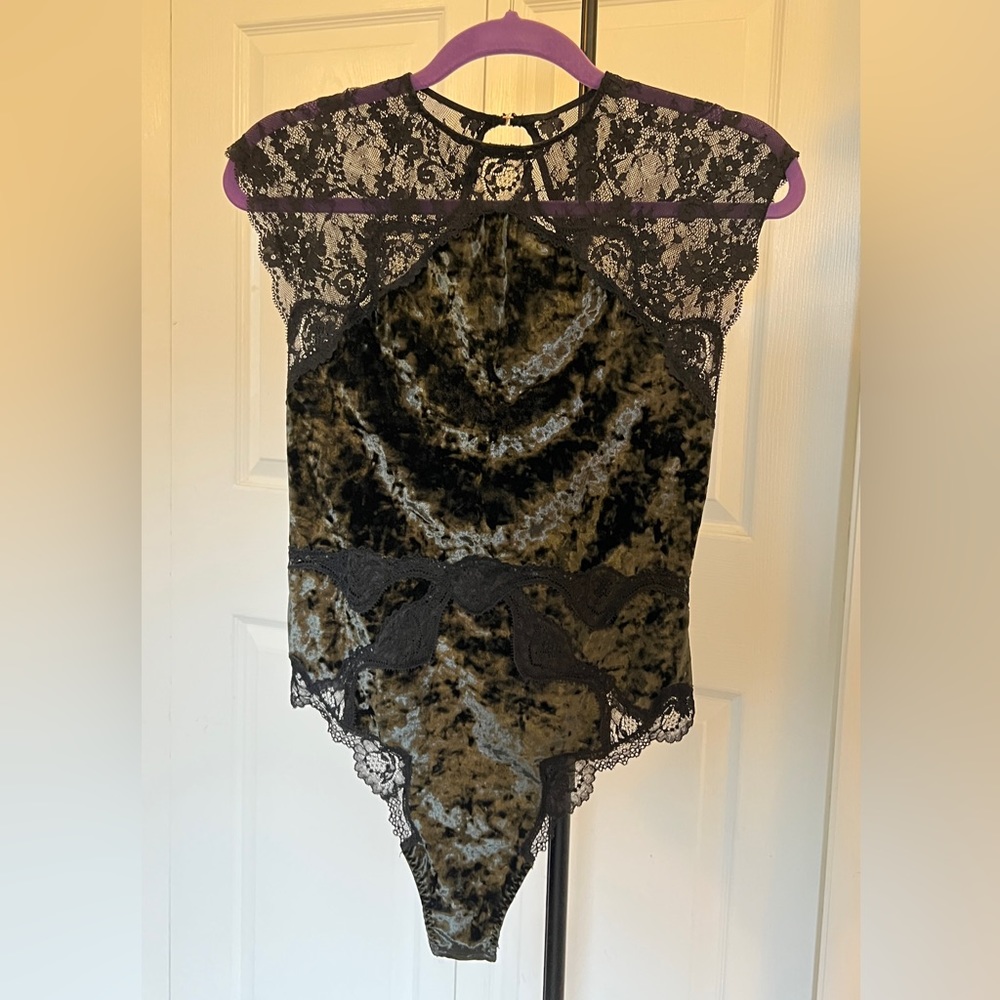 Victoria’s Secret green velvet bodysuit, size medium